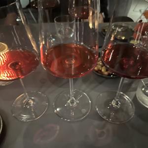 Vivino profile picture for @winos